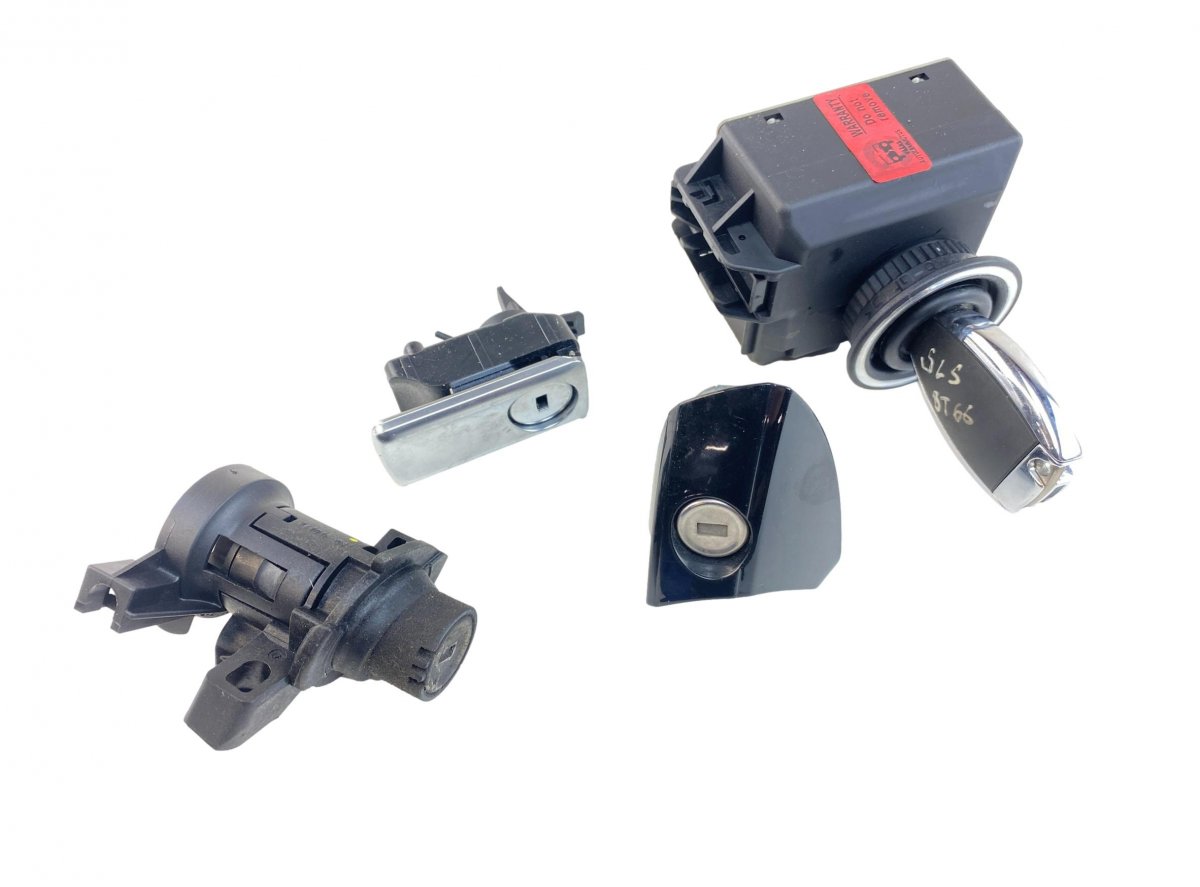 Mercedes-Benz C (W205) Ignition switch lock (ignition barrel) A2189054601 Ignition switch lock (ignition barr...