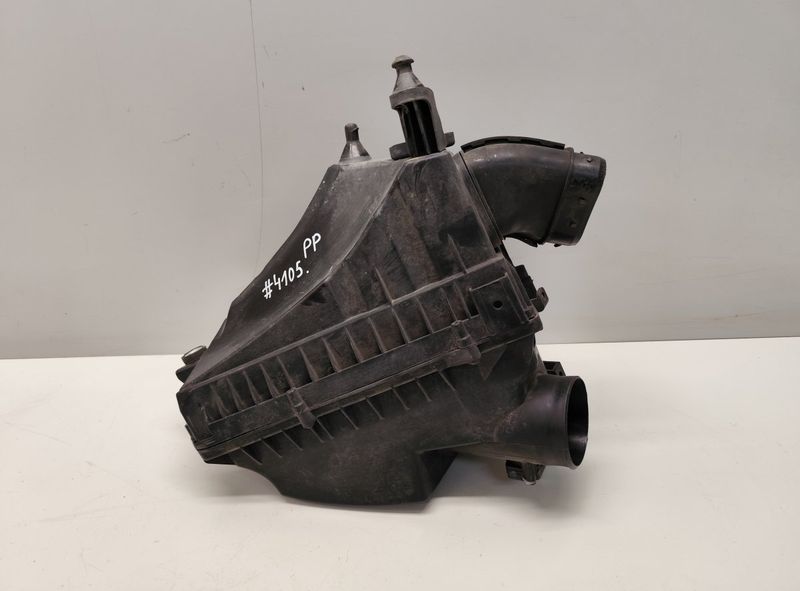 8X239600BB C2Z1687 7G9N12B579AB Air Cleaner (filter box) JAGUAR XJ (X351) (2009-2019)