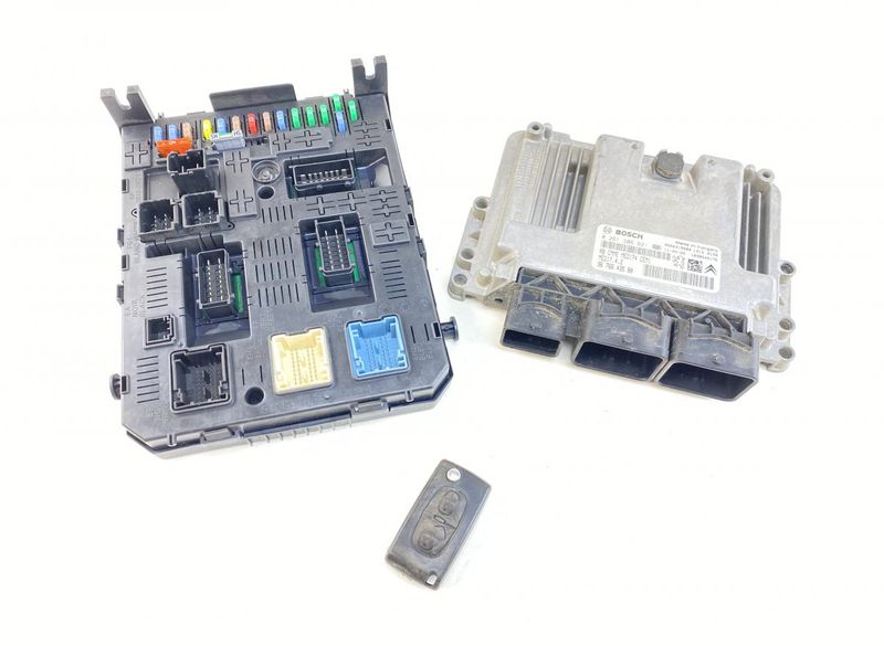 0261S06621 Engine Control Unit / module (ECU) PEUGEOT 3008 I (T84) (2009-2016)