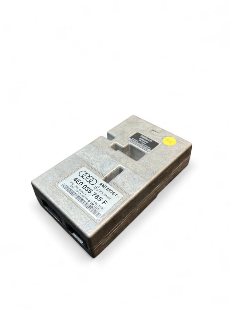 Audi A8 (D3) MMI control module (Multimedia interface) 4E0035785F MMI control module (Multimedia inter...
