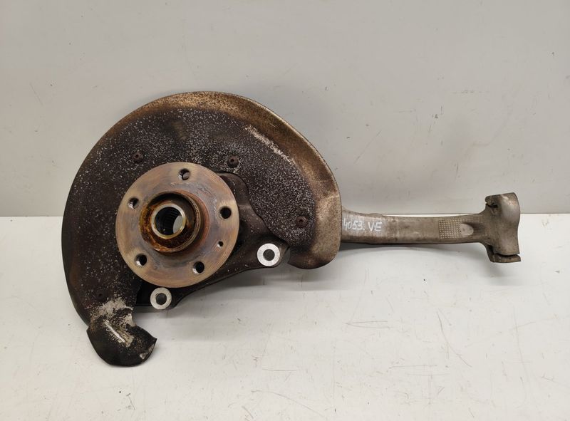 4G0407253A Корпус на колесен лагер преден ляв AUDI A6 / A6 ALLROAD (C7, 4G) (2010-2018)