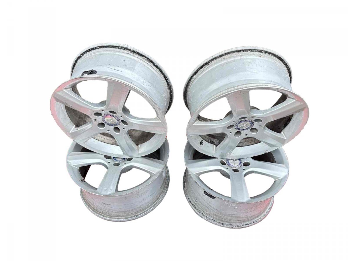 Mercedes-Benz C (W205) Rim set 4 pcs A1724013602 A1724013702 Rim set 4 pcs MERCEDES-...