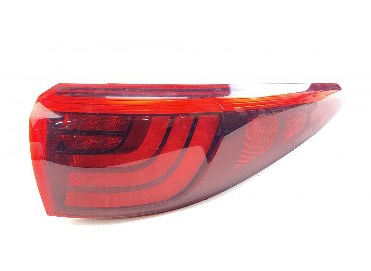 Kia Sportage Tail light, right 92402F1100 Tail light, right KIA SPORTAGE IV (Q...