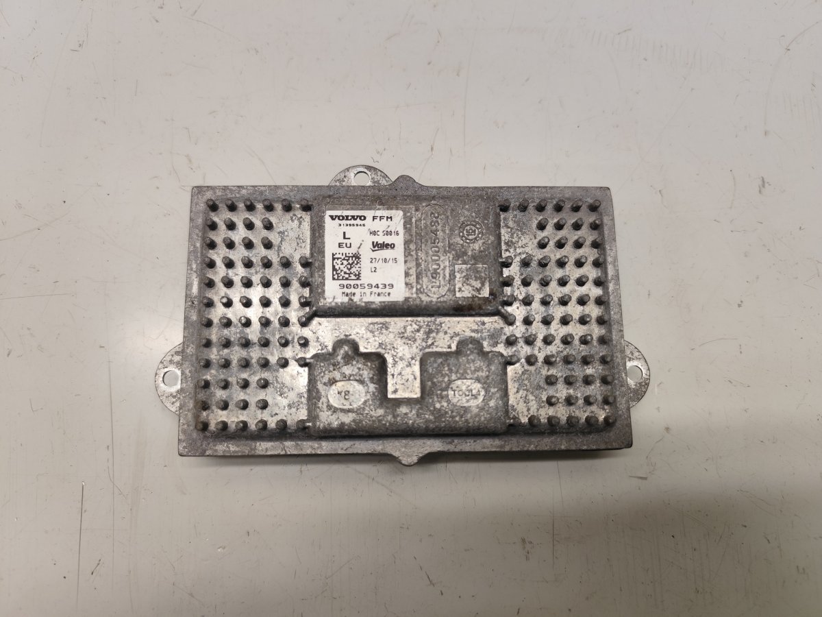 Volvo XC90 Xenon control unit right 31395945 90059439 L90032783 Xenon control unit ...