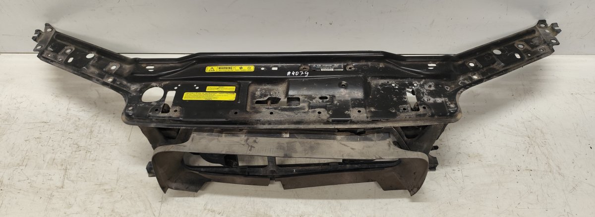 Volvo V70 Front panel 9454401 30734536 Front panel VOLVO V70 II / XC7...