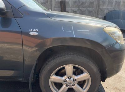 Garde-boue avant droit TOYOTA RAV 4 III (XA30) (2005-2012)