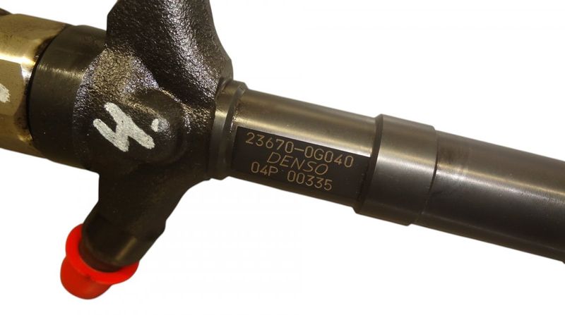 236700G010 Fuel Injector TOYOTA COROLLA Verso II (AR10) (2004-2009)