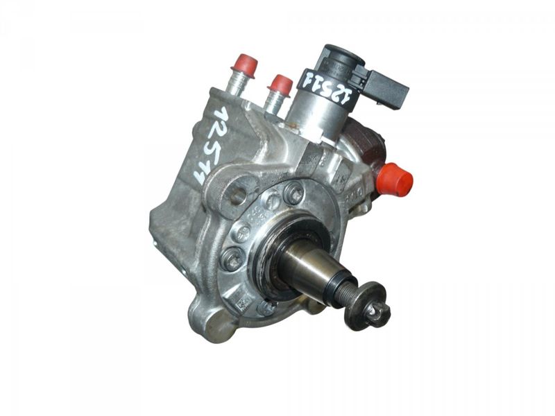 0445010517 Fuel injection pump, diesel BMW 5 (F10, F11) (2010-2017)