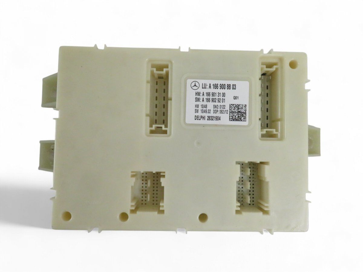 A1669008803 A1669004712 Fuse box MERCEDES-BENZ ML-CLASS (W166) (2011-2015)
