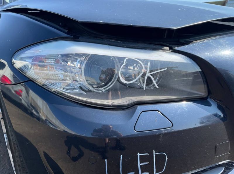 7203242 Headlight right BMW 5 (F10, F11) (2010-2017)