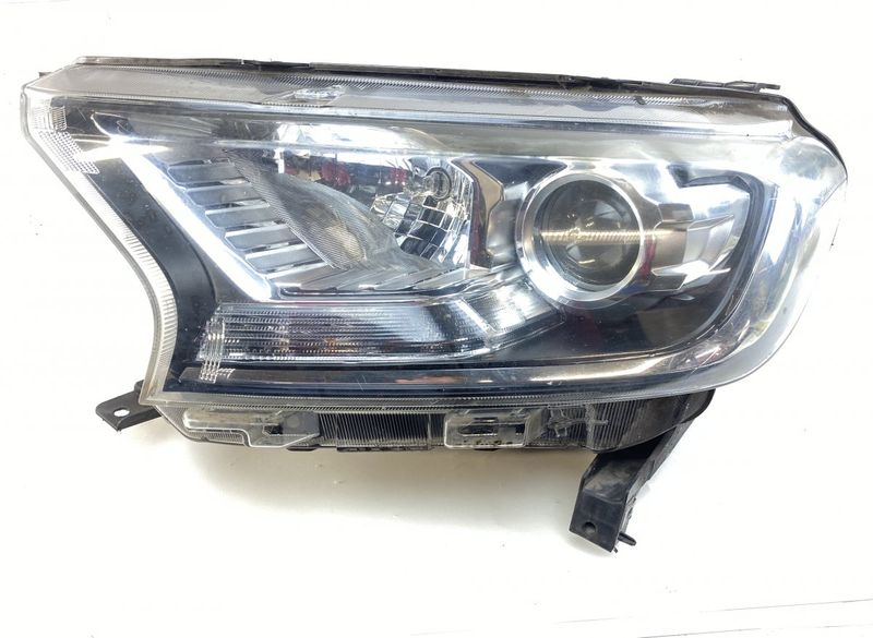 2019209 Headlight left FORD RANGER III (TKE, PX) (2011-2023)