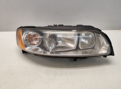 30698836 Reflektor prawy VOLVO V70 II / XC70 I (P80) (2000-2007)