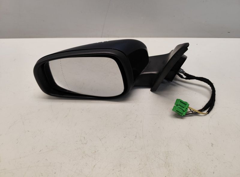 30634913 Mirror left VOLVO V70 II / XC70 I (P80) (2000-2007)