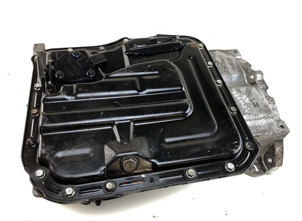 Kia Sportage Oil Sump/ pan 215102F600 Oil Sump/ pan KIA SPORTAGE IV (QL) (...