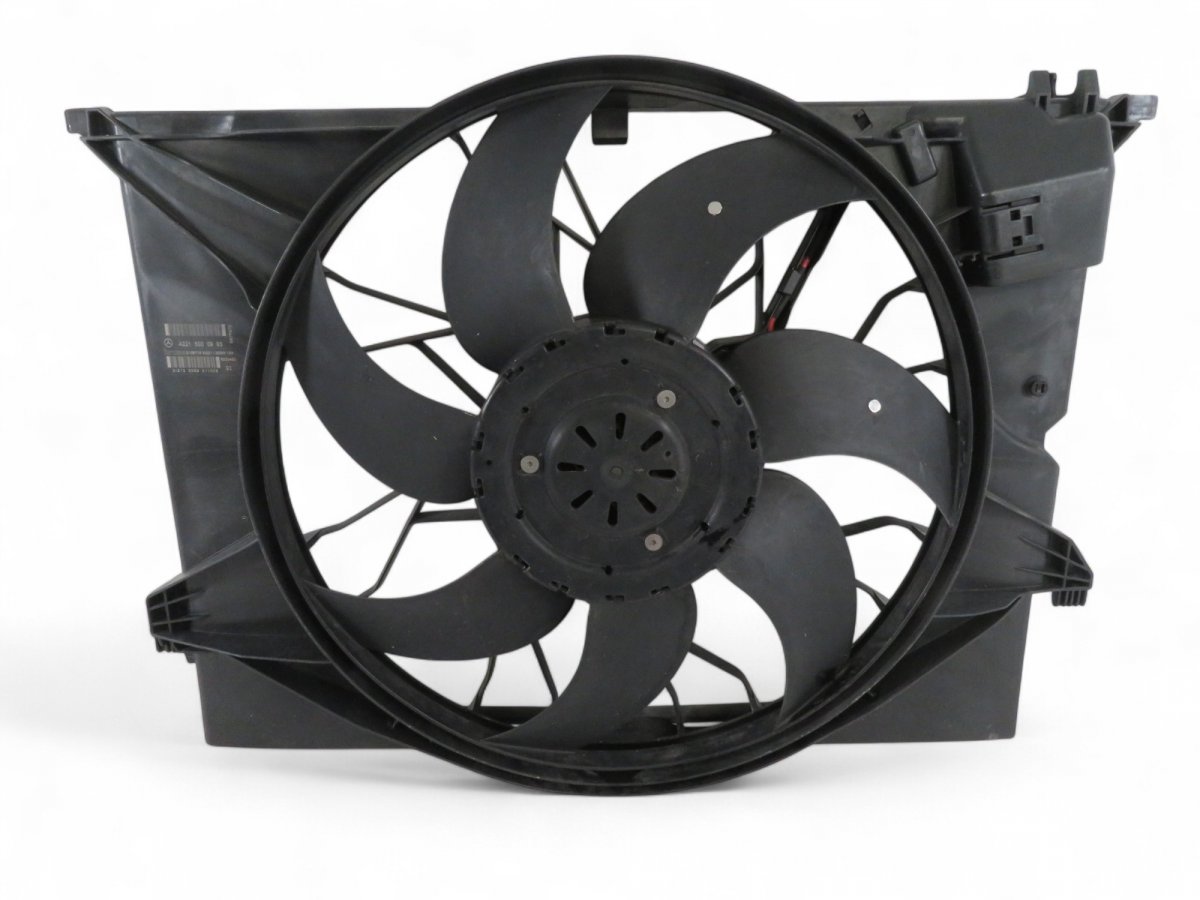 Mercedes-Benz C (W204) Radiator Fan Electric A2215000993 A2045000393 Radiator Fan Electric M...