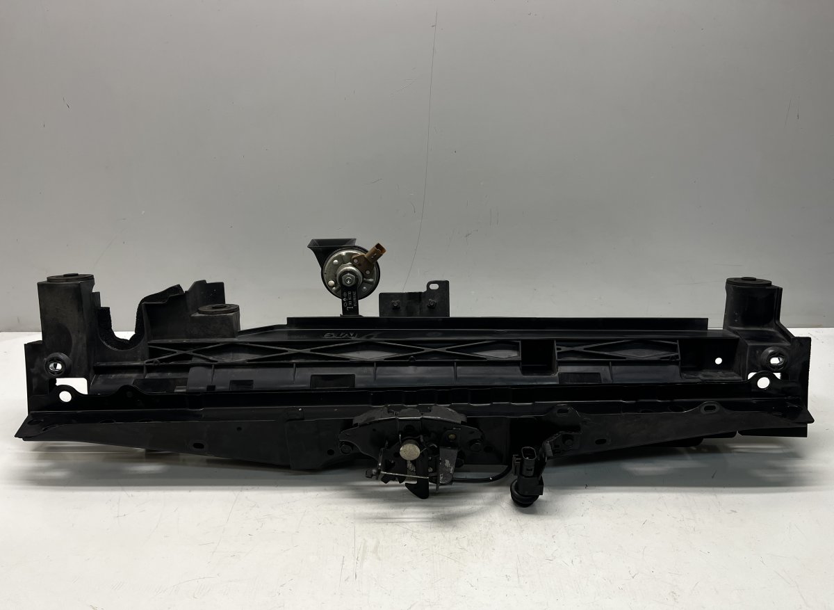 Renault Koleos Bonnet latch carrier beam 215427600R 256106571R Bonnet latch carrier beam...