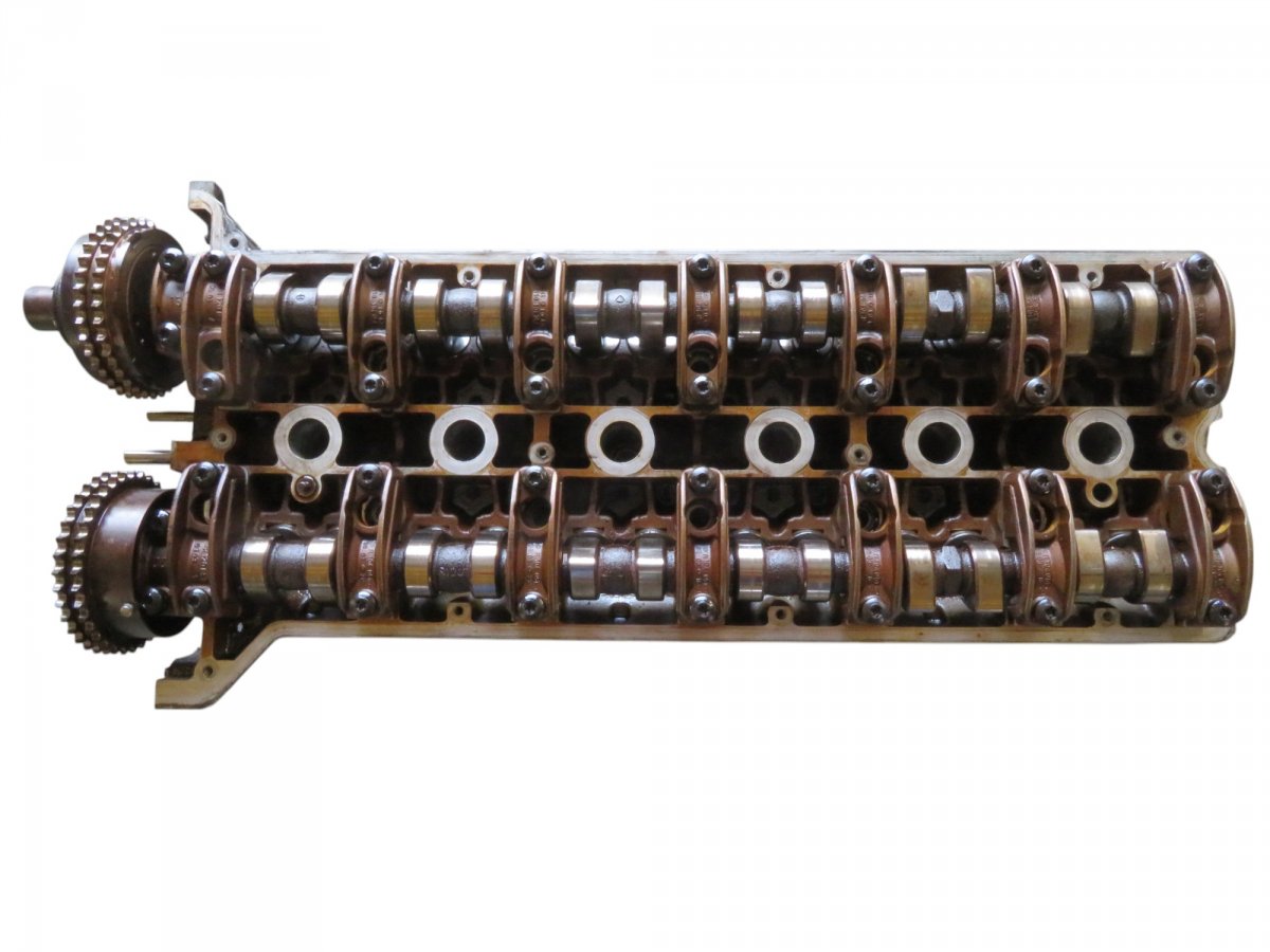 Mercedes-Benz 200 - 500 / E (W124) головка цилиндра 1200161101 A1200101020 1200101020 Cylinder Head...