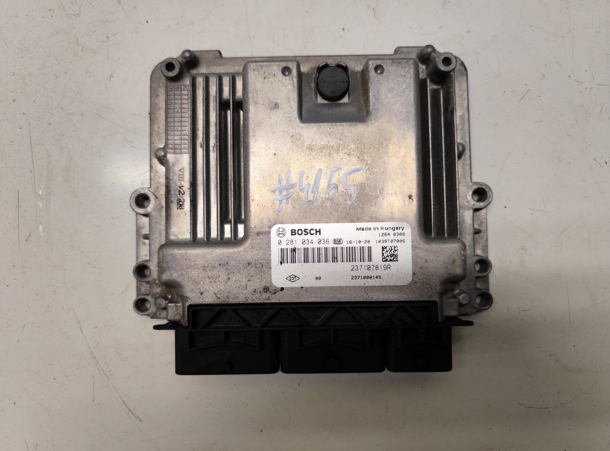 Renault Koleos Engine Control Unit / module (ECU) 0281034036 237107819R Engine Control Unit / mod...