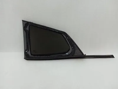 LAMBORGHINI HURACAN LP 610-4 Prawa tylna szyba ¼ 4T8845300D