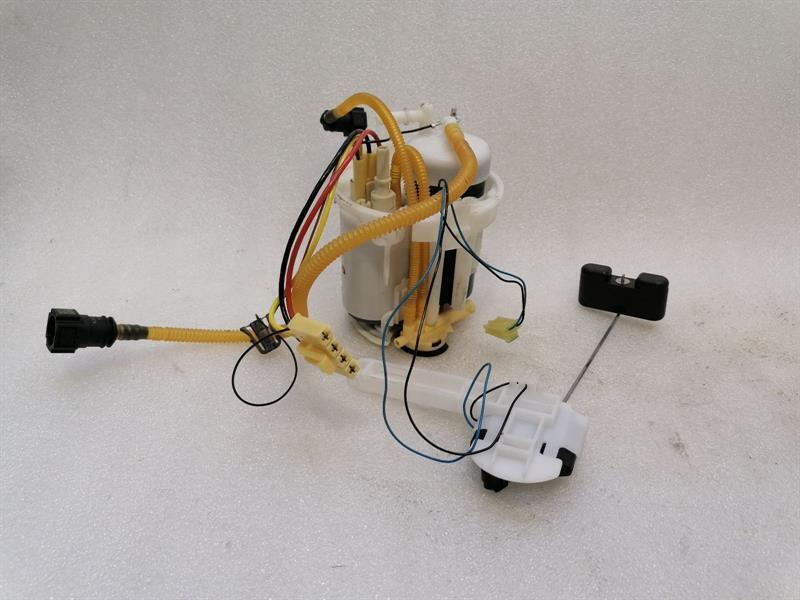 Porsche Panamera Porsche Panamera 971 Fuel Pump Electric 2.9 HYBRID Fuel Pump Body type: Hatchback
Fuel: Petrol