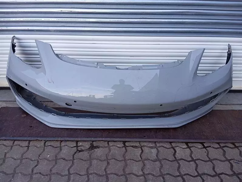 Porsche Panamera Porsche Panamera 971 Front Bumper 971807221 Front Bumper Body type: Hatchback
Fuel: Petrol