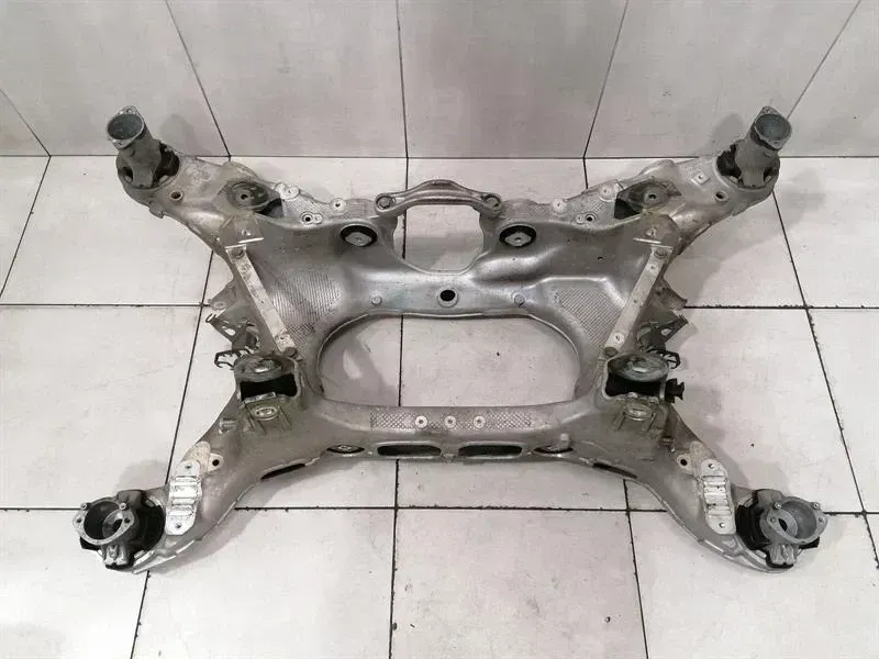 Porsche Panamera Porsche Panamera 971 subframe rear 971599030AE axle frame rear axle Body type: Hatchback
Fuel: Petrol