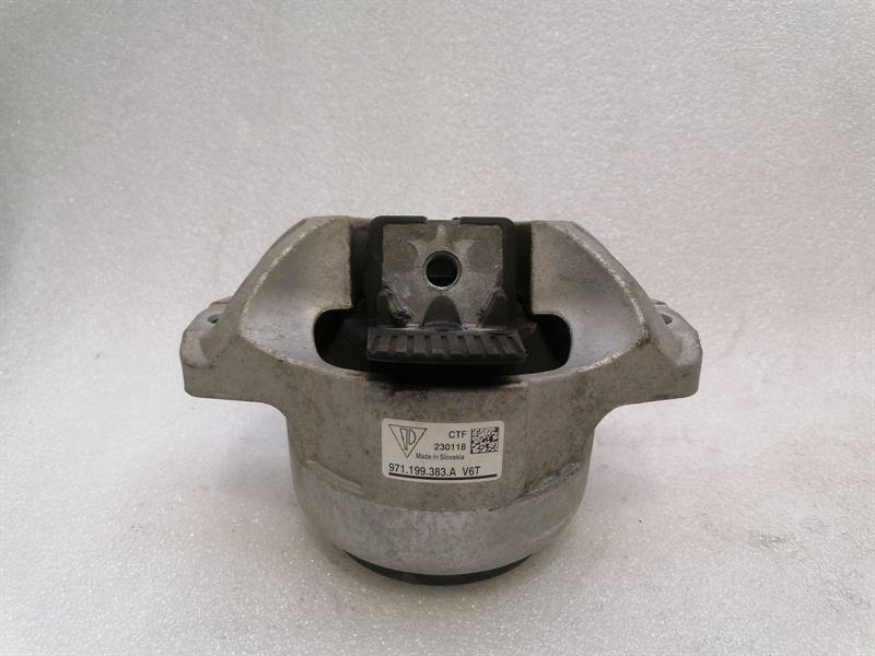 Porsche Panamera Porsche Panamera 971 Engine Mount 971199383A Engine Holder Body type: Hatchback
Fuel: Petrol
