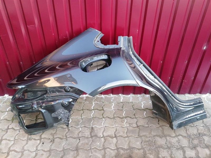 Porsche Panamera Porsche Panamera 971 REAR Right Wing 971809406Y rear right fender Body type: Hatchback
Fuel: Petrol