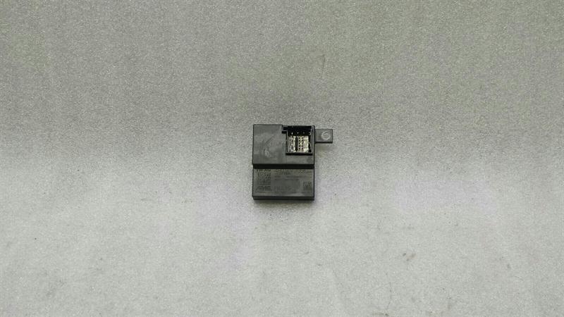 Porsche Panamera Porsche Panamera 970 steering module 4H0907705K module steering column adjustment Body type: Saloon
Fuel: Diesel