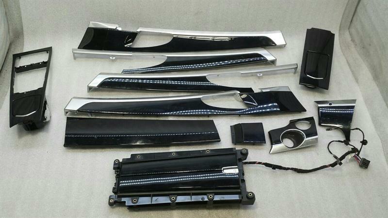 Porsche Panamera Porsche Panamera 970 RHD Piano Veneer Set 97055348100 Right Hand Drive Piano Finish Body type: Saloon
Fuel: Diesel