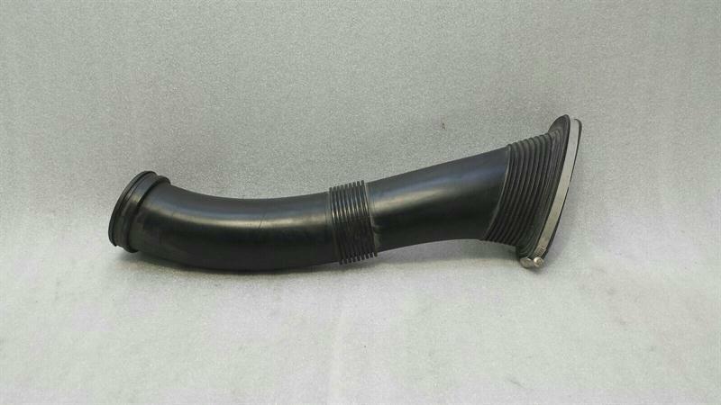 Porsche Panamera Porsche Panamera 970 intake pipe 97011011431 intake hose charge air