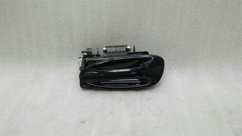 Porsche Panamera Porsche Panamera 970 RHD Front Left Door Handle 97053706304 Right Handlebar Body type: Saloon
Fuel: Diesel
