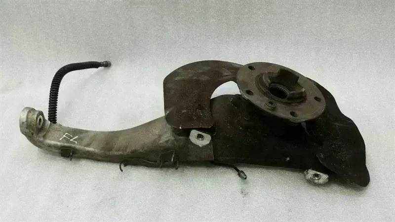 Porsche Cayenne Porsche Cayenne 958 92A Left Front Hub 7P0407245A Wheel Bearing Housing Front Left Body type: SUV
Fuel: Diesel