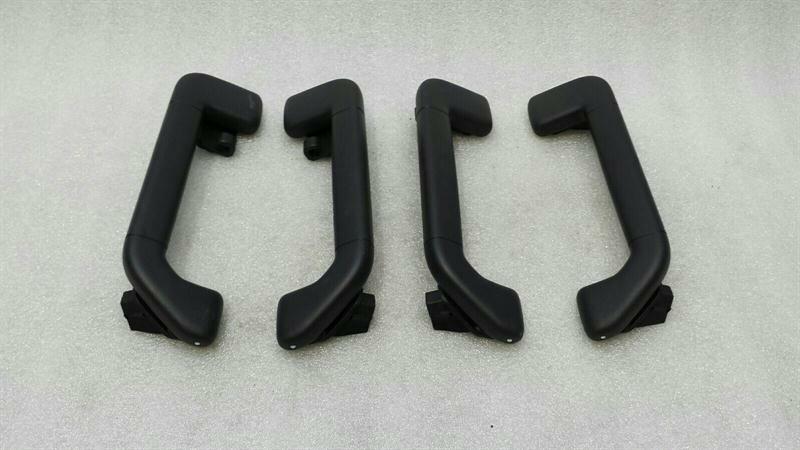 Porsche Cayenne Porsche Cayenne 958 92a Roof Grab Handle 7P0857644B Hold Handle Interior Body type: SUV
Fuel: Diesel