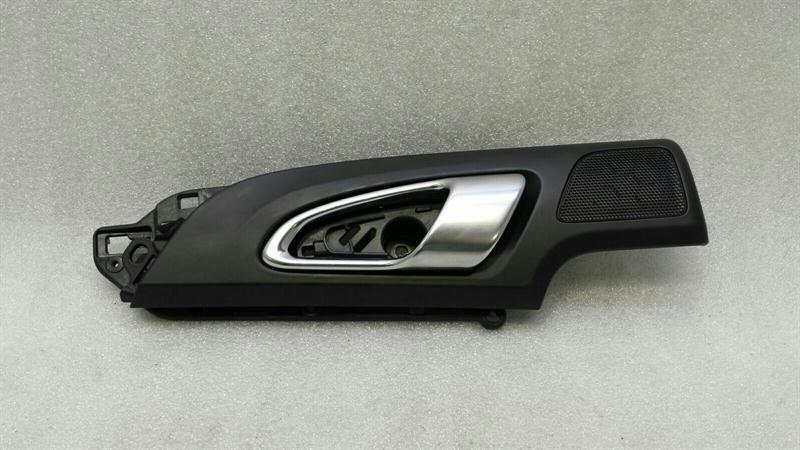 Porsche Cayenne Porsche Cayenne 958 92a Left Door Inner Handle 7P5837019E Interior Door Handle Left Body type: SUV
Fuel: Diesel