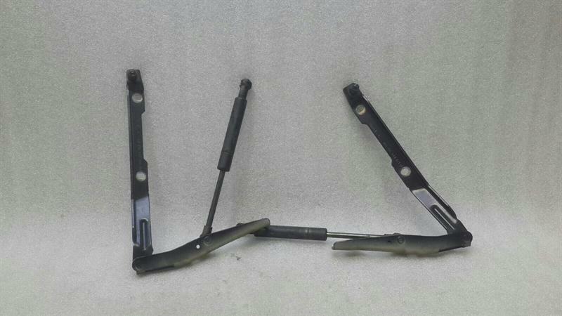 Porsche Boxster (986) Bonnet Hinge LHS Porsche Boxster 986 Bonnet Hinge Set 9865111510...