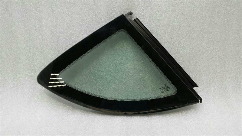 Porsche Boxster (987) Right Rear 1/4 Glass Porsche Cayman 987 right rear 1/4 glass 9875431...