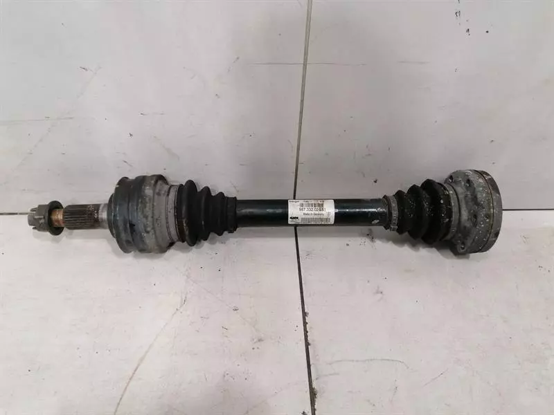 Porsche Boxster (987) Porsche Boxster 987 Left Drive Shaft 98733202451 Drive Shaft Left PDK MK2 Body type: Convertible
Fuel: Petrol