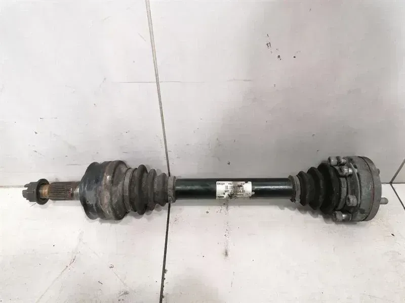 Porsche Boxster (987) Porsche Boxster 987 Drive Shaft Rear Re 98733202451 Rear Drive Shaft PDK MK2 Body type: Convertible
Fuel: Petrol
