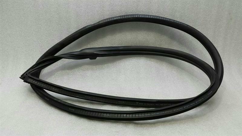 Porsche Boxster (987) Door Seal Porsche Cayman 987 right door seal 98753707604 ...