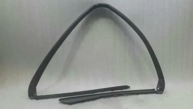 Porsche Boxster (987) Door Seal Porsche Boxster 987 facelift windshield seal 98...