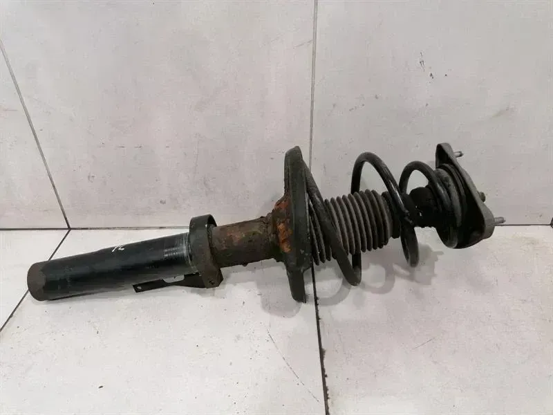 Porsche Boxster (987) Porsche Boxster 987 Shock Absorber Front 98734304200 Shock Absorber Front Body type: Convertible
Fuel: Petrol