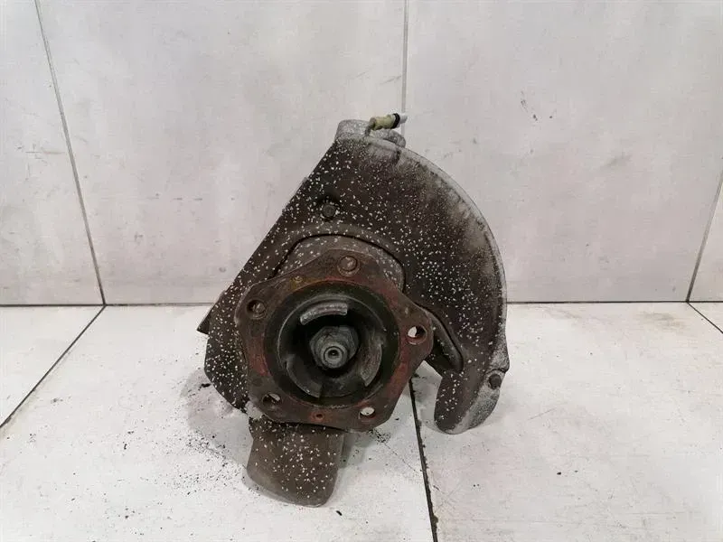 Porsche Boxster (987) Porsche Boxster 987 Right Front Hub 99734165805 Wheel Bearing Case Front Right Body type: Convertible
Fuel: Petrol