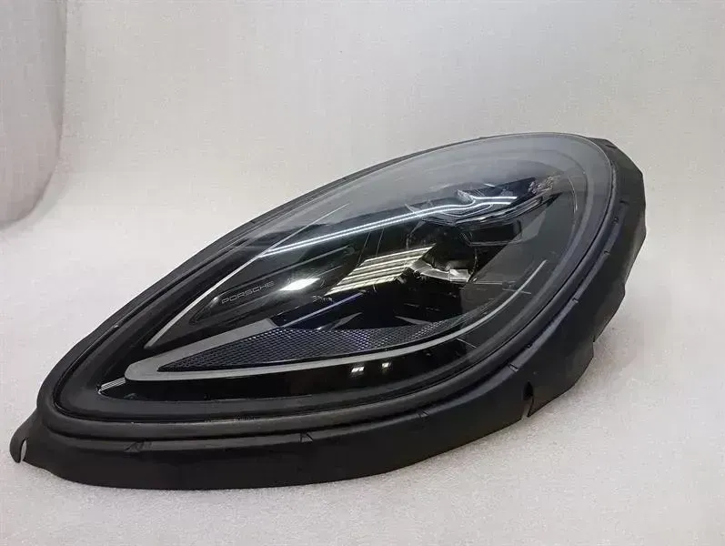 Porsche Macan Left Headlamp