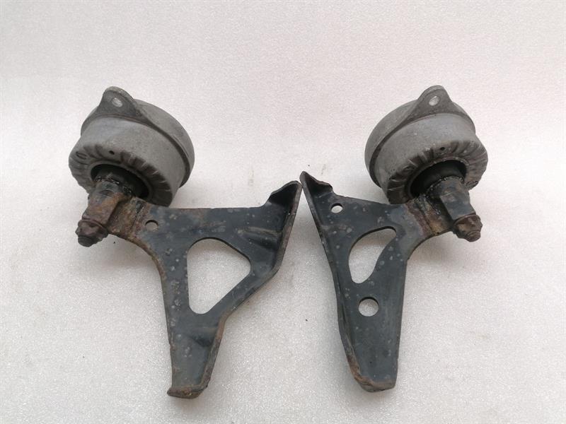 Porsche Boxster (987) Porsche Boxster 987 Gearbox Mount 98637504902 Transmission Holder PDK SET Body type: Convertible
Fuel: Petrol