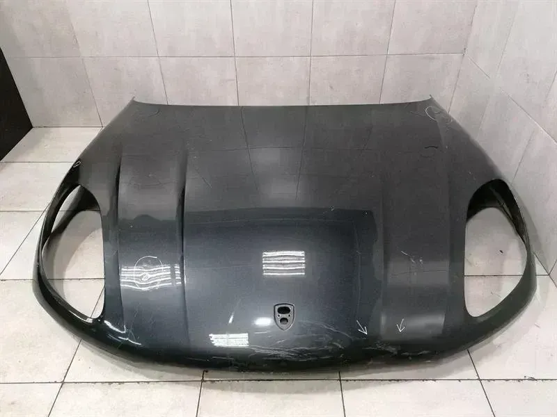 Porsche Macan kapotas