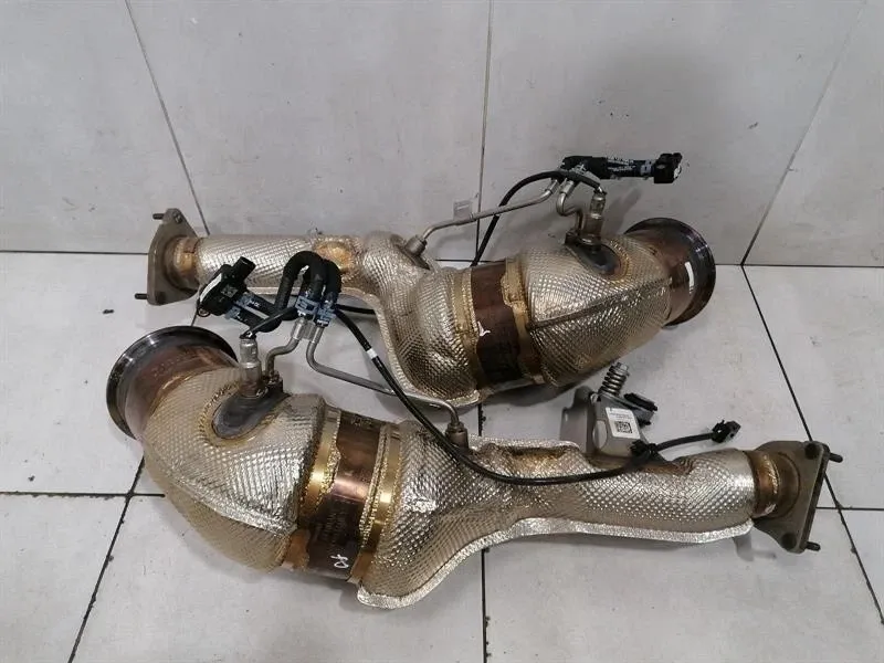 Porsche Macan 95B Catalytic Converter Set 95B131765D Catalytic Converter 2.9L GPF GTS