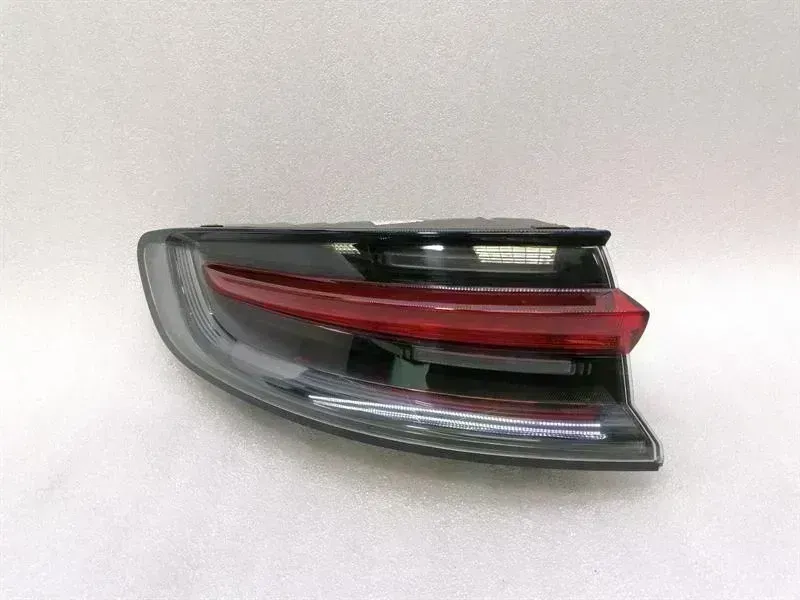 Porsche Macan Left Rear Light