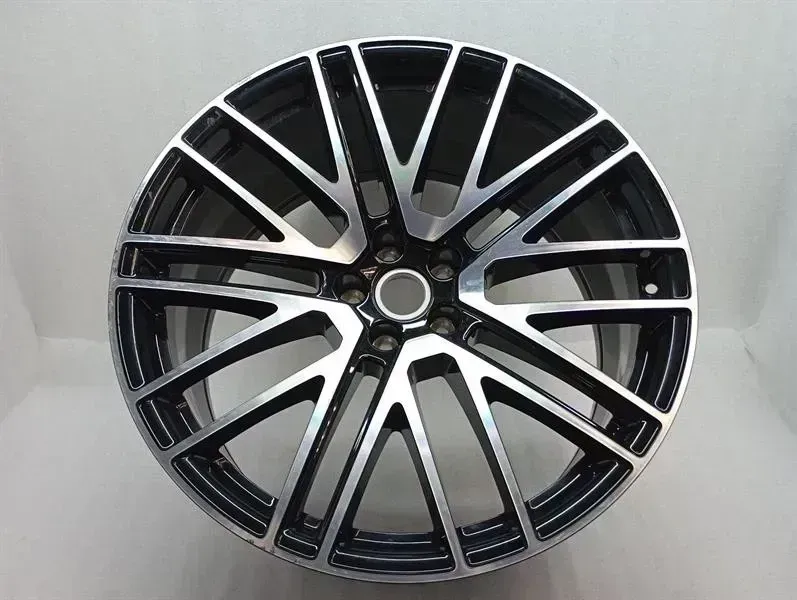 Porsche Macan Alloy Wheel Porsche Macan 95B Alloy Wheel 95B601025GB Alloy...