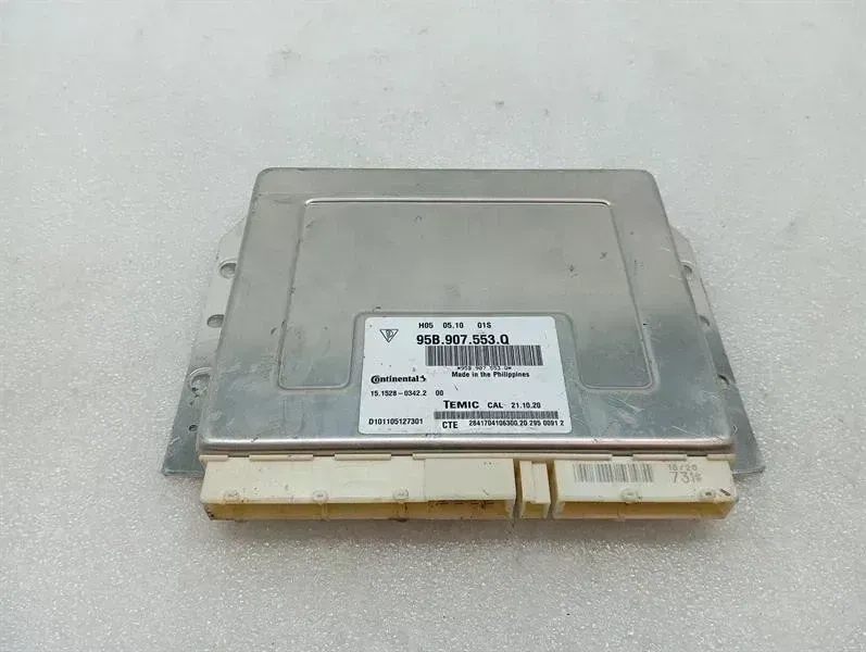 Porsche Macan Electronic module